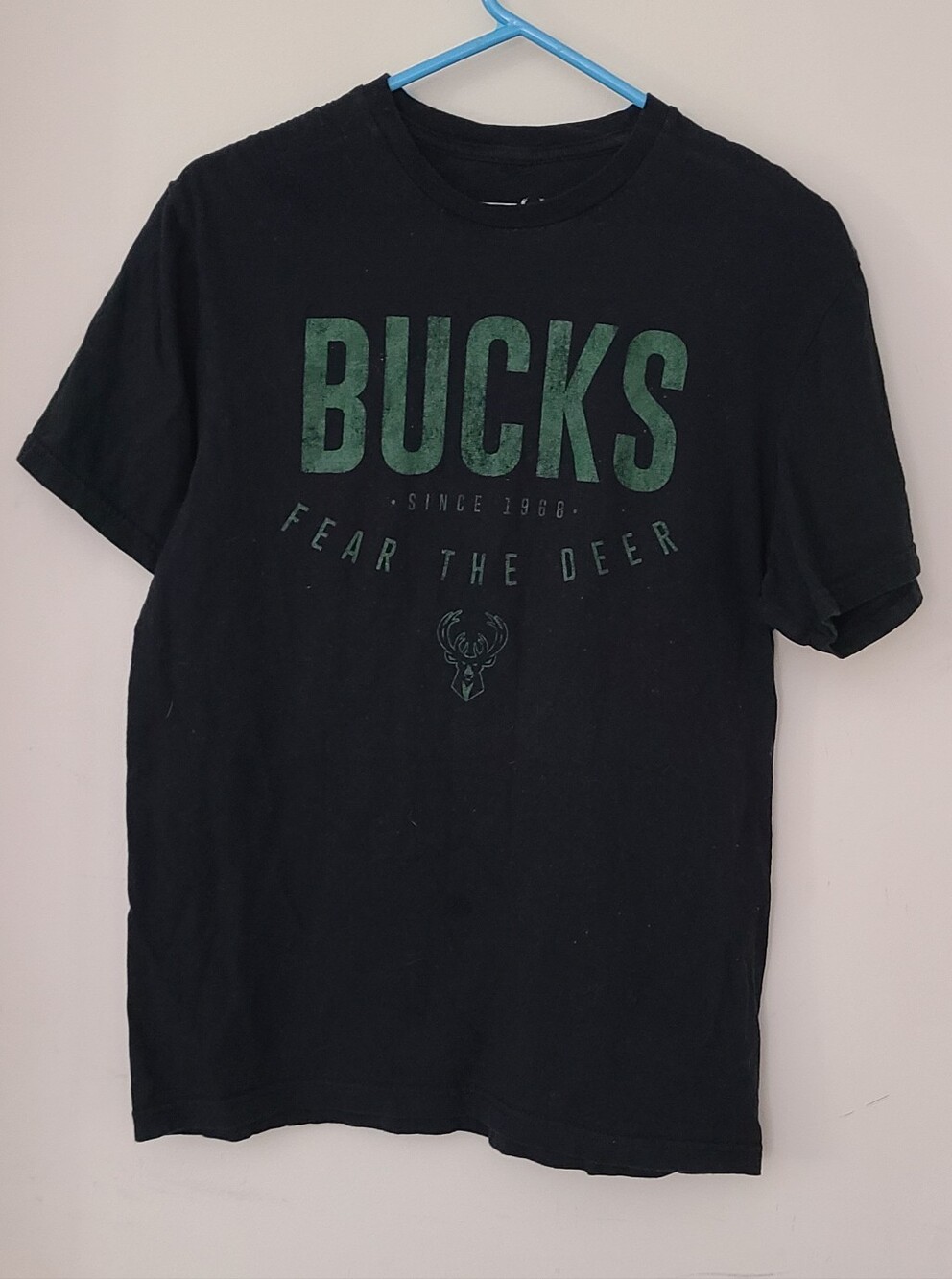 Milwaukee Bucks 'Fear The Deer' Black Graphic T-Shirt Medium